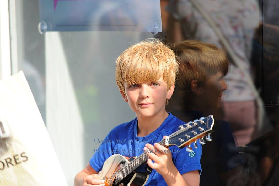 Temperatures rise on day three of the Fleadh clareherald.com/2016/08/temper…