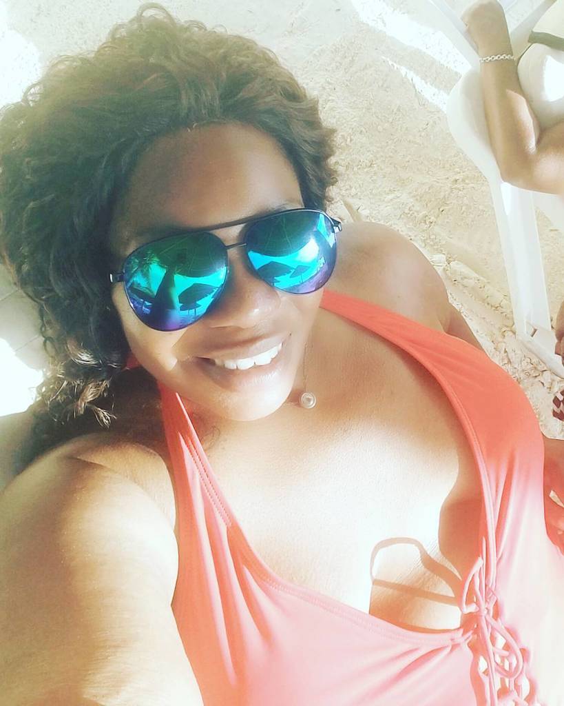 TeriTrnzThePrty's tweet photo. Work hard play even harder! You are worth every moment. #goingformine #goaldigger #flyfatg… https://t.co/emiqjGIDuj https://t.co/xaFKvM0gQX