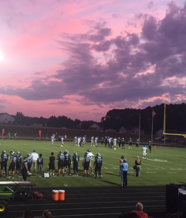 Friday night lights are back again, come out to the White Out this Friday !