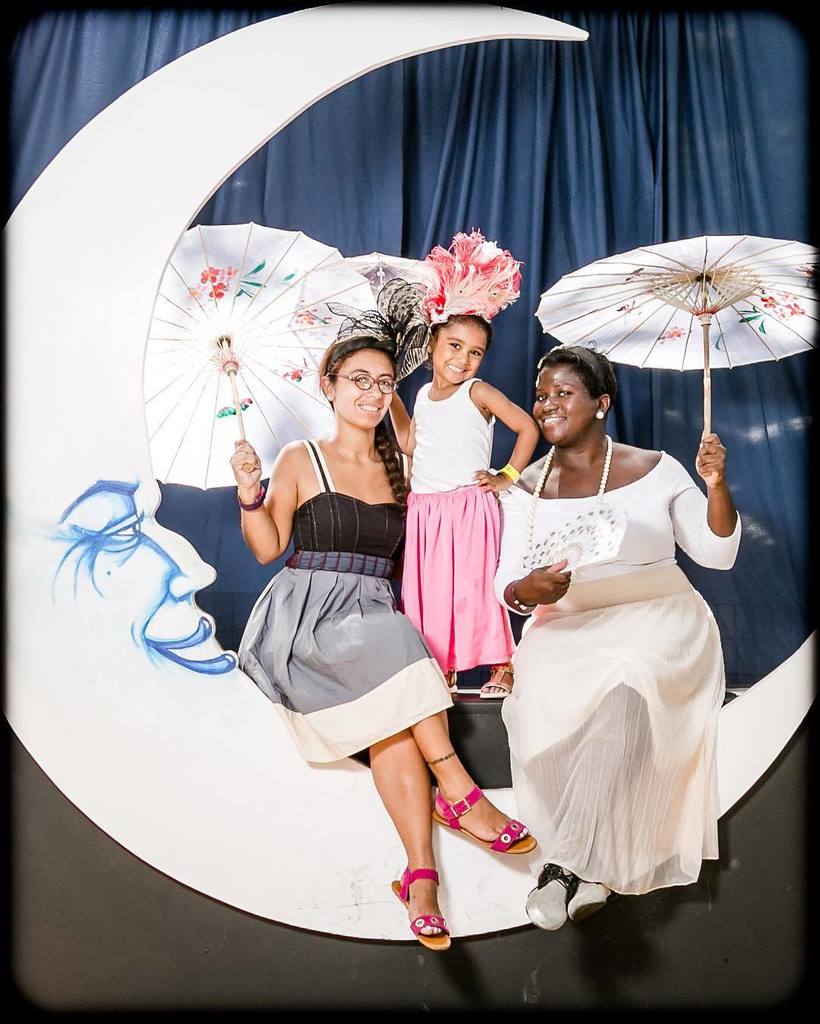 justabxmom's tweet photo. Loving everything about this photo. #jazzagelawnparty #jalp2016 #nycevents #blackgirlmagic… https://t.co/PbVX8ayu1q https://t.co/5cRW54RKnv