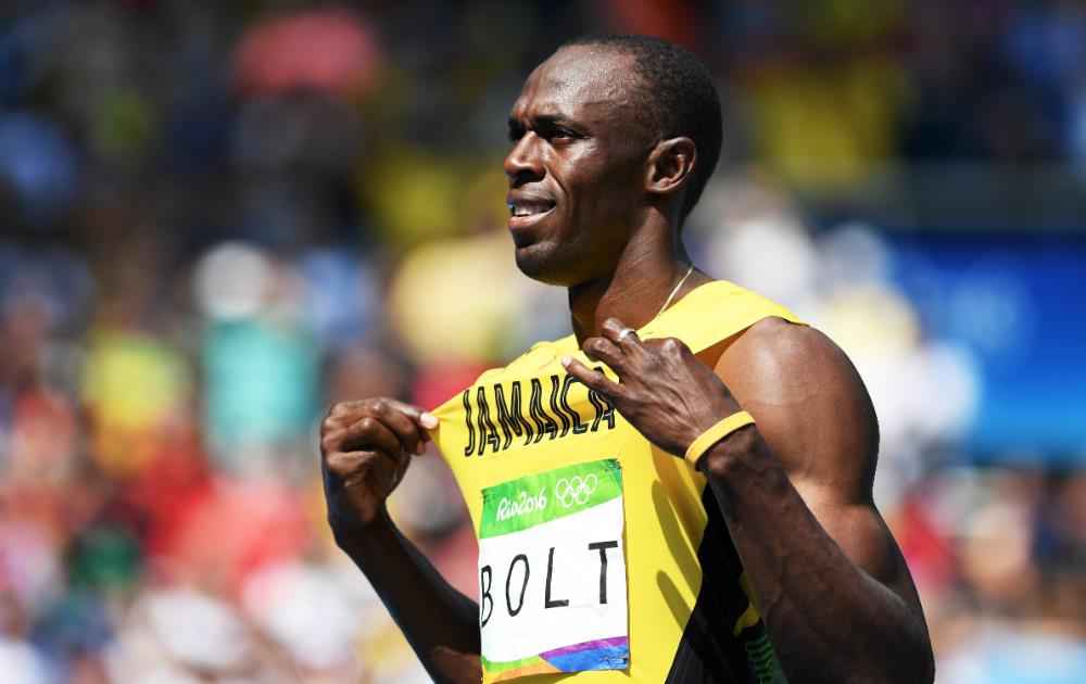 corporateit's tweet photo. Bolt avanza sin problemas en las series de los 200m - https://t.co/npMUFSqPfl https://t.co/CK9ajO5lLp