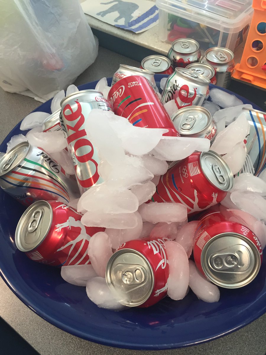 AeFerree's tweet photo. Don't miss the chance to ask your burning questions on Canvas at our first coffee, Cokes and Canvas. 205i @ 4! https://t.co/UiNvTqSEhG