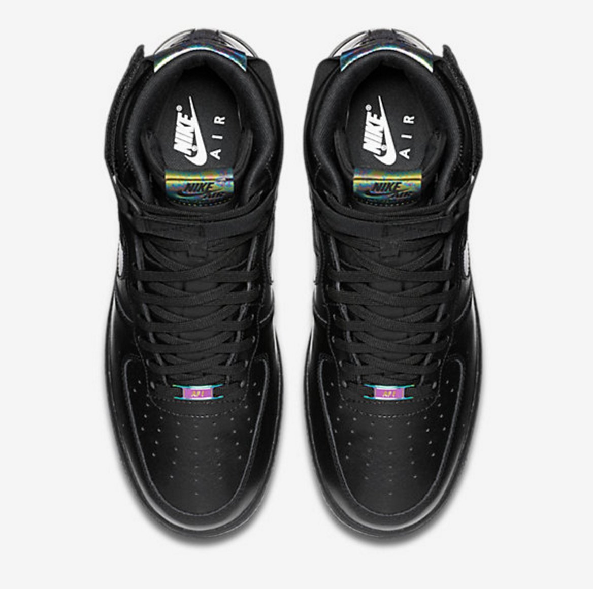 SneakerShouts's tweet photo. Ends Today. Grab the Nike Air Force 1 "Iridescent" on sale for $80 (Retail $110)

Details -> https://t.co/G8ItpZBd6e https://t.co/cwVvIEXEnV