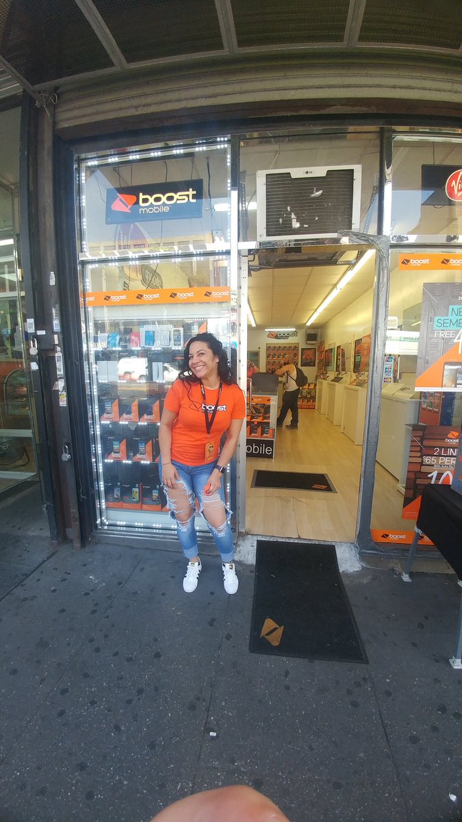 FoyDawn's tweet photo. Direct Wireless saying thanks with free 🍦@boosticecream #boosticecream https://t.co/vZyX5AOcNt