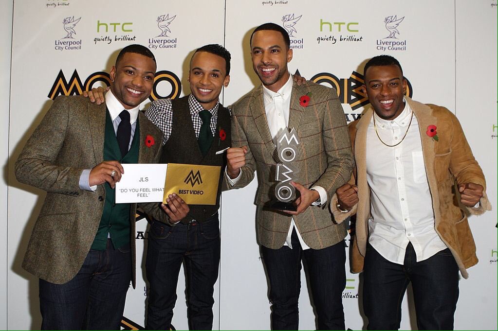 reshma1begum's tweet photo. Don't cry because it's over smile because it happened #8yearsofJLS https://t.co/bojqhq1w2P