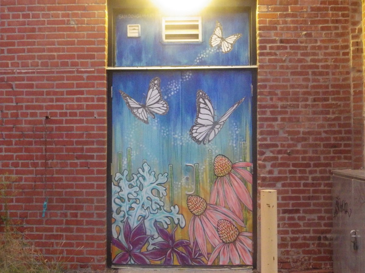 UrbanAlleyOK's tweet photo. San Douglas finished this beauty up! https://t.co/egI2xtrx5e