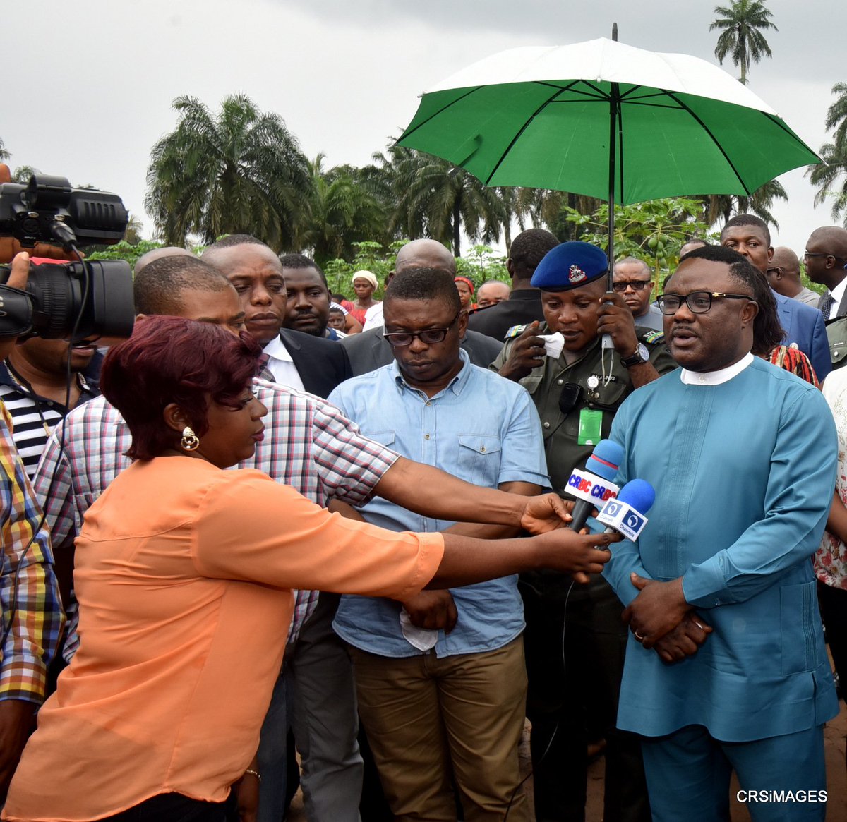Governor Ben Ayade tweet media