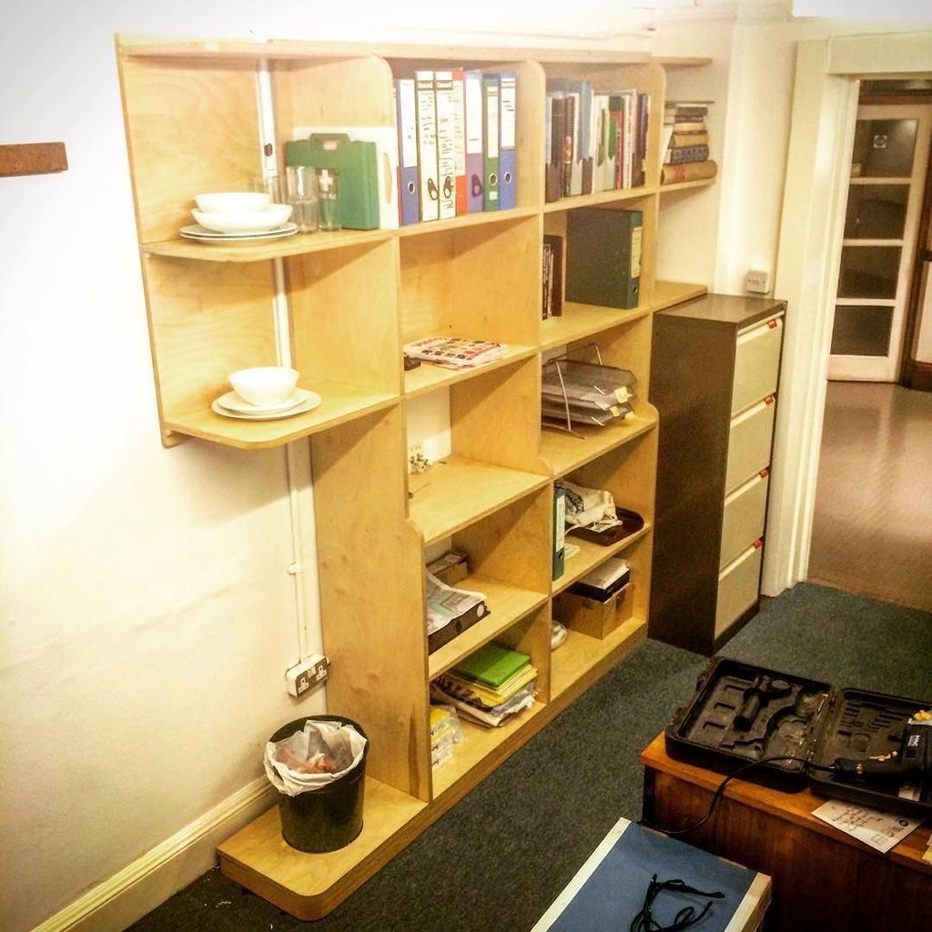 Olliewah's tweet photo. #office #bookcase #being #loved and #utilised ! #bespoke #thecarpentryclub #woodwork #plyw… https://t.co/tWH8N4owJ0 https://t.co/chFlTdN9nC