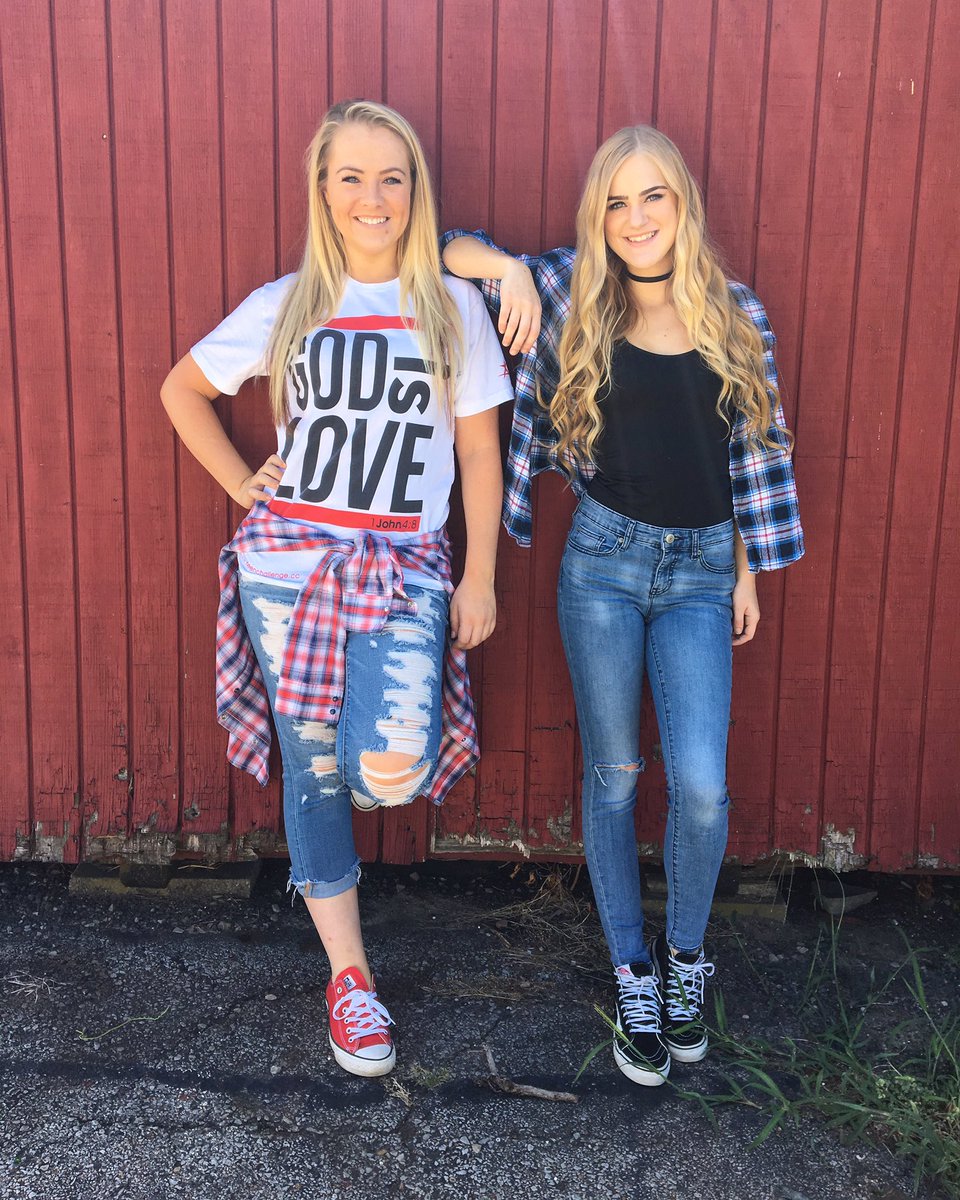 designeragainco's tweet photo. we have flannels on top of flannels! Check us out at 16 N 3rd, we've got back to school items, home decor, &amp; more! https://t.co/f0qFWpJslR