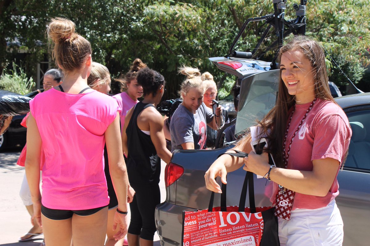 OU_WGymnastics's tweet photo. Move in day for Swaggie Maggie, and our freshman class is now complete! ⭕️🙌 https://t.co/b81EWCpSVz
