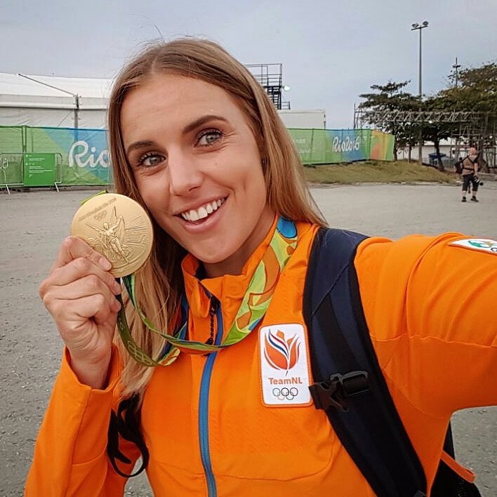 Marit_B's tweet photo. Dit is 'm 😍 #gold #rio2016 #bucketlist https://t.co/gZQLVGgRn8