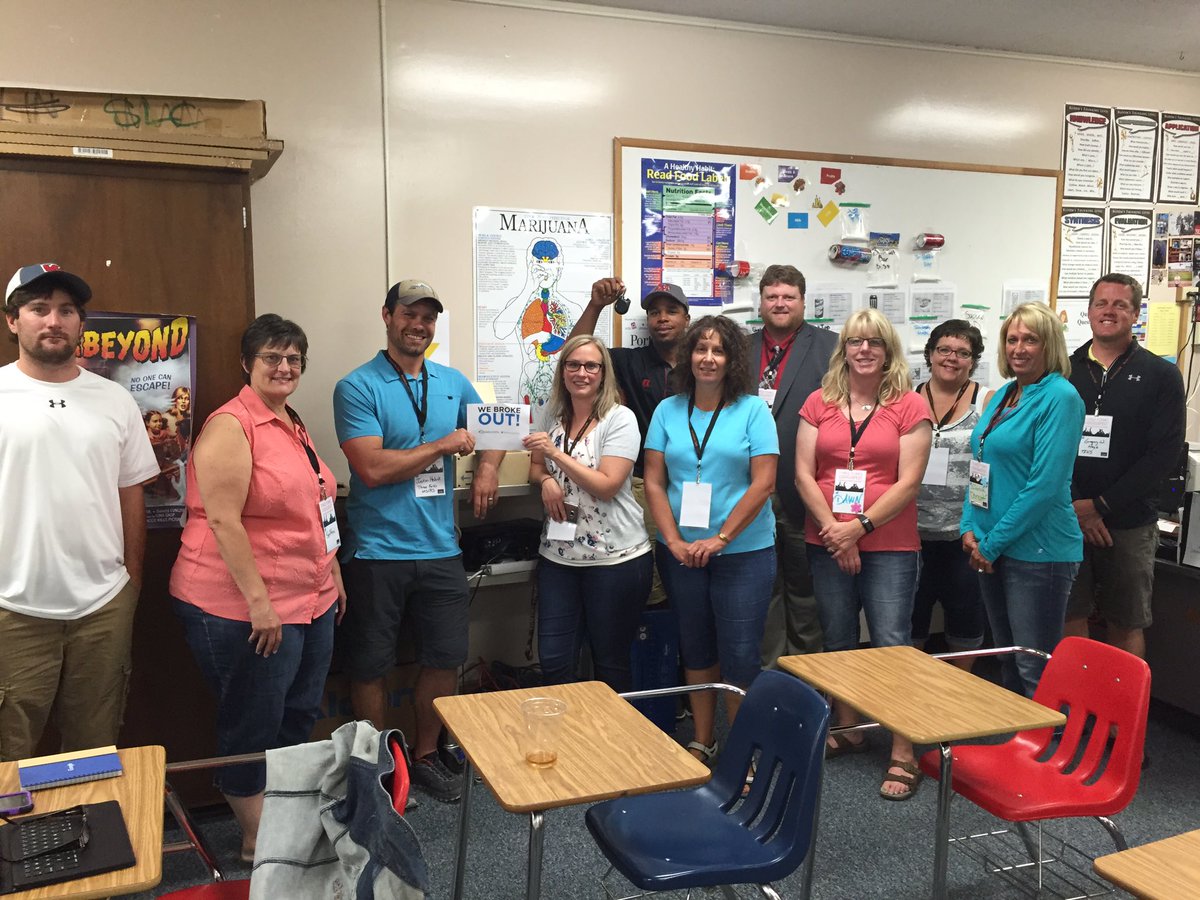 nmangum's tweet photo. The bar is set high! 17:31 left for this group! #breakoutedu fun today at #tfgooglefest https://t.co/agN5ohnDHe