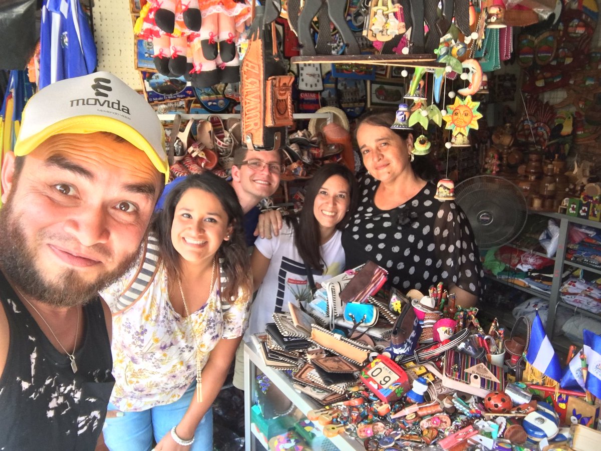 MovidaInt's tweet photo. Ya termino nuestro #CimaTour en #ElSalvador! Tenemos 30 inscritos salvadoreños para #CimaIntl2017 https://t.co/wb8ws0V4Gg