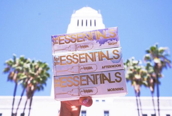 Essentials_Vape's tweet photo. Blue skies are calling! #vapetheEssentials
#chasingclouds #vapefamily https://t.co/rqn6XQSPto