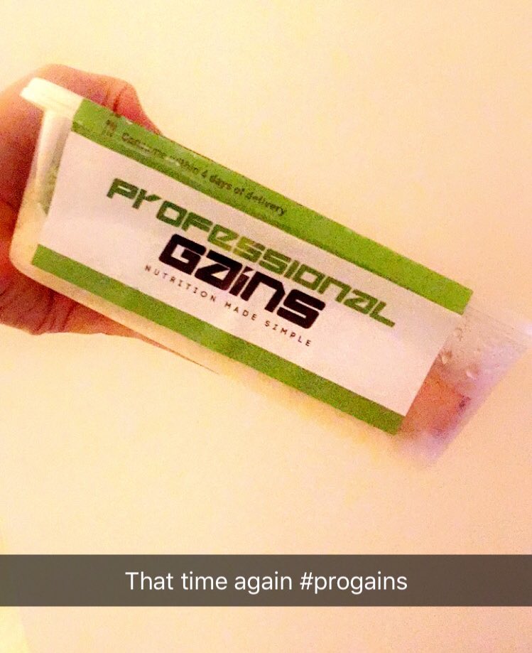 Chloe__Goodman's tweet photo. Probably the nicest cleanest meal! Needed that big time @Pro_Gains #healthyliving #progains https://t.co/nWtwXLHO8S