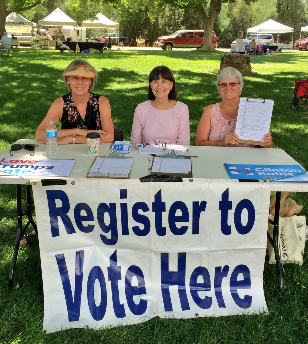 makaiahmohler's tweet photo. Colorado women think it's #timetoreg and help elect the first female president! @HillaryClinton https://t.co/M5qMZmtCyb
