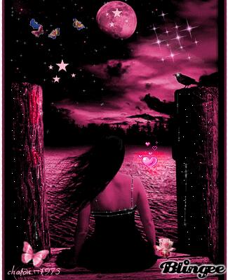 قليله عقول تكدر تفهم شبيك 
صعب تلكه اليفهمك مثل روحه 
البلبل بالقفص ماغرد ينوح
ويشوف الناس متونسه اعله نوحه