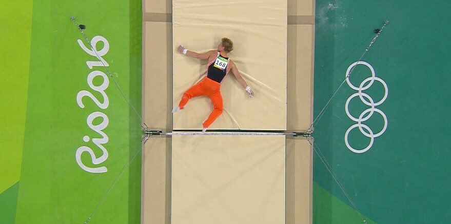 JordyStofberg's tweet photo. Ik voel na #planking vanaf morgen #Epking aankomen. Op vreemde plekken op de grond gaan liggen. #teamNL #Rio2016 https://t.co/7KgvezgVUV