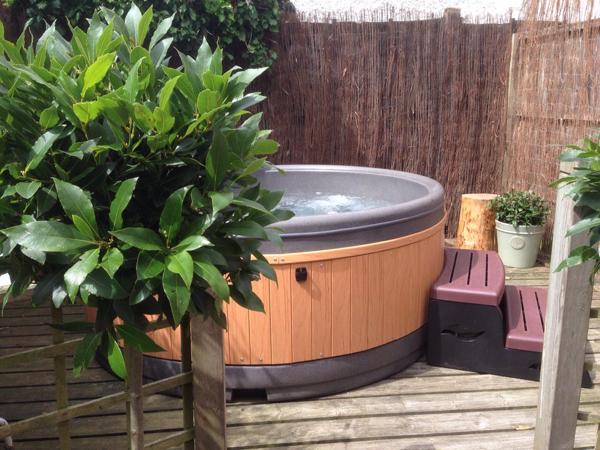 PillarBoxHouse's tweet image. We sleep 8 - we&apos;re 20 minutes from central #Norwich - 40 minutes from #Brancaster - #PetsAccepted #Norfolk