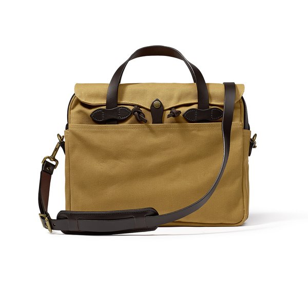 brooklynvan's tweet photo. Check out this Tan Briefcase! Fall is on its way, don't lose yor chance! 
#BrooklynClothing #Vancouver #Canada https://t.co/g8bzNArk8t