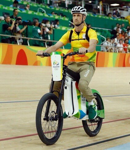 StigAbell's tweet photo. The man they seemingly want to beat. #keirin https://t.co/Z32b0pBXmT