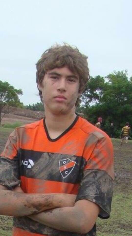nachonayar's tweet photo. LUCAS TERRAZAS es compañero de rugby ORC
Hoy nunca llego al entrenamiento.
Cualquier dato al +54 9 11 5886‑6296 RT 🙏 https://t.co/7P0nIL9AjQ