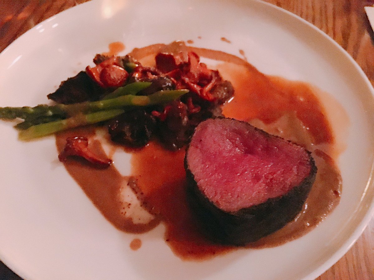 GastroWorldBlog's tweet photo. Tuesdays are best spent w/ rum &amp; good food. Thanks @flordecana_ca &amp; @missthingsbar for a great #NationalRumDay! https://t.co/oo9cvwDHPi
