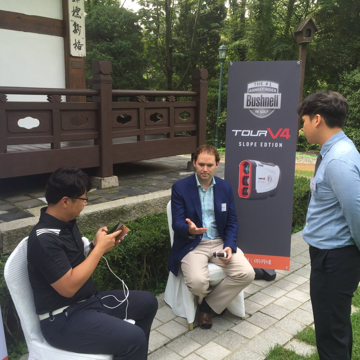 pmacccc's tweet photo. Launching @BushnellGolf #tourv4 today in Korea, great to have @Scotiep here to deal with the media. https://t.co/cP8VkewBUJ