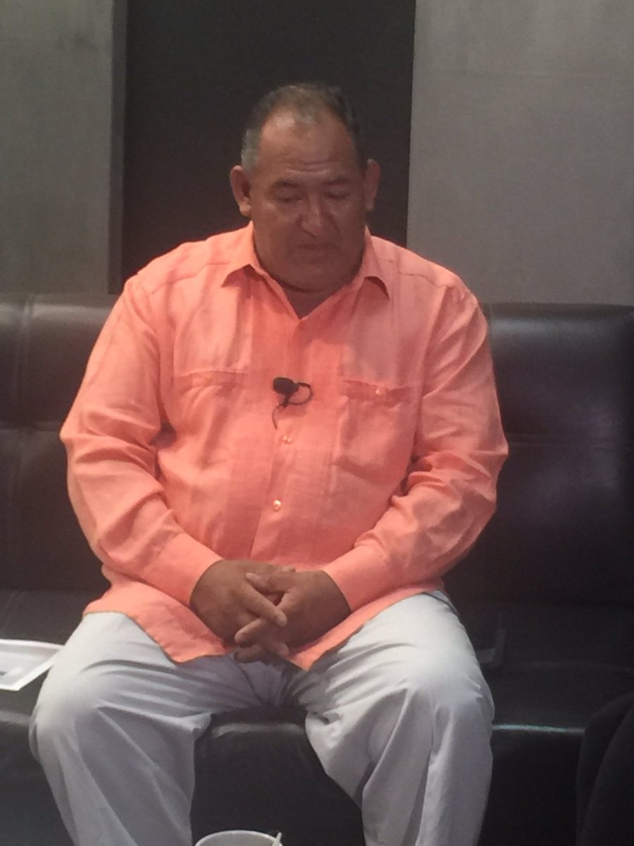 VIA_Testigos's tweet photo. Ya estamos #EnVivo con el Delegado de Educación de la Región V Este, Juan Manuel Subías Miranda / @clauspap / https://t.co/ysmZlWu4fk
