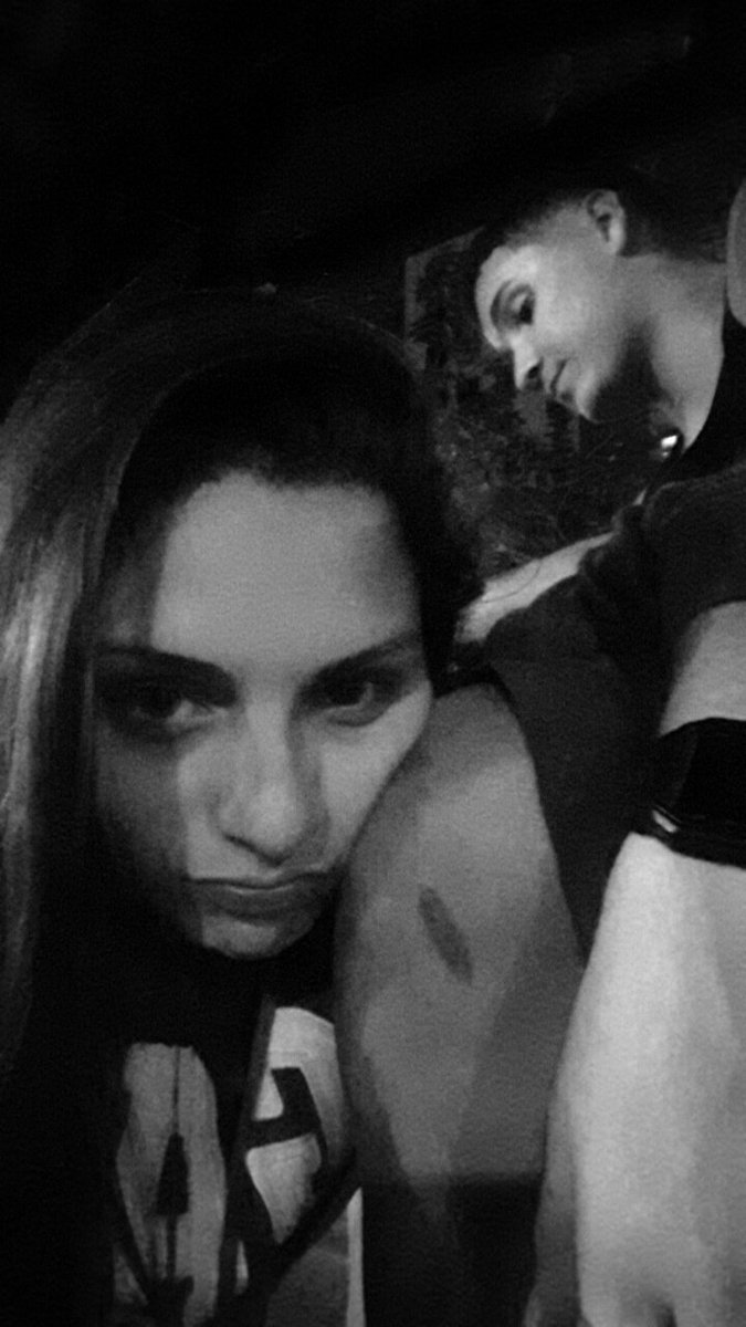 piccirillo__'s tweet photo. 💤💞🔥🍁 #dodiaadia #dosmeus https://t.co/BqOIHo3PrJ
