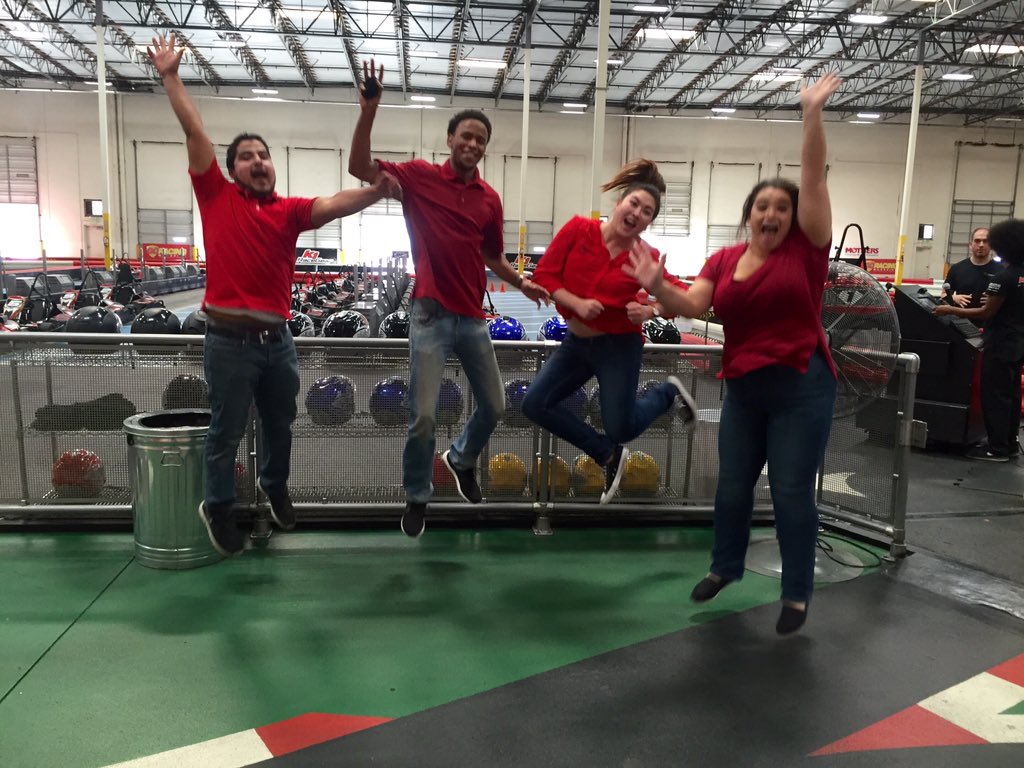 MiguelPadilla73's tweet photo. D248 ETL Interns model Speed is Life #MarioKartInRealLife https://t.co/Ocq0xUiX3u