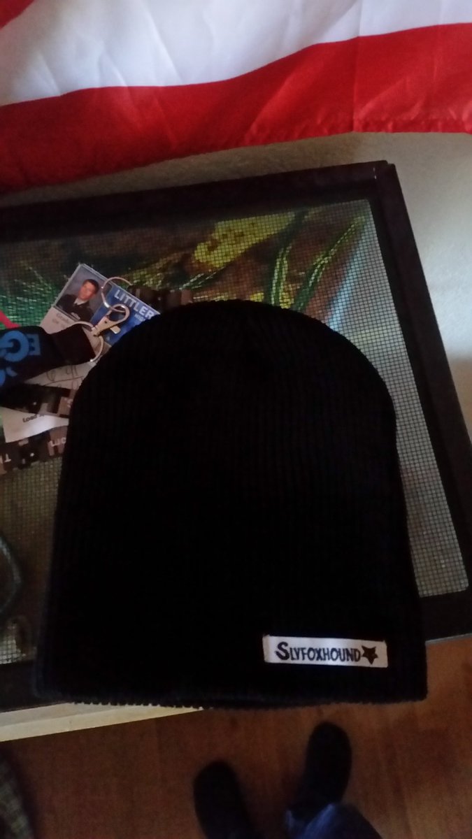 XJakeMarksX's tweet photo. Dying on the inside but this makes it all worth. @SlyFoxHound #HomiesUnite https://t.co/J3HpEMxE6M