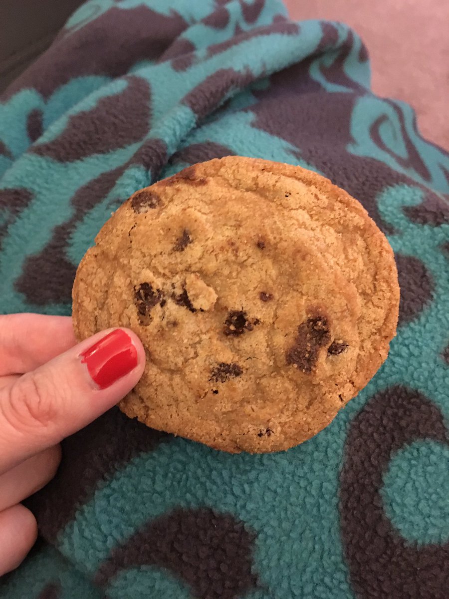 CheapEasyGFree's tweet image. Guess what this delicious #glutenfree treat is? Hint: it's made by @GlutinoFoods!