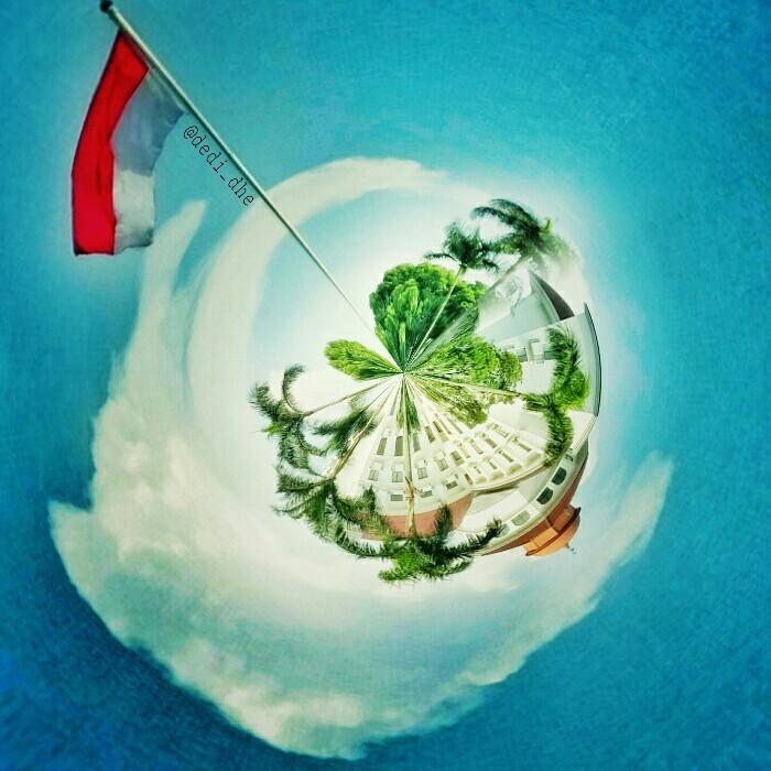 dedi_dhe's tweet photo. Merdeka! #71ThRI (y) https://t.co/yPka4rMXr4