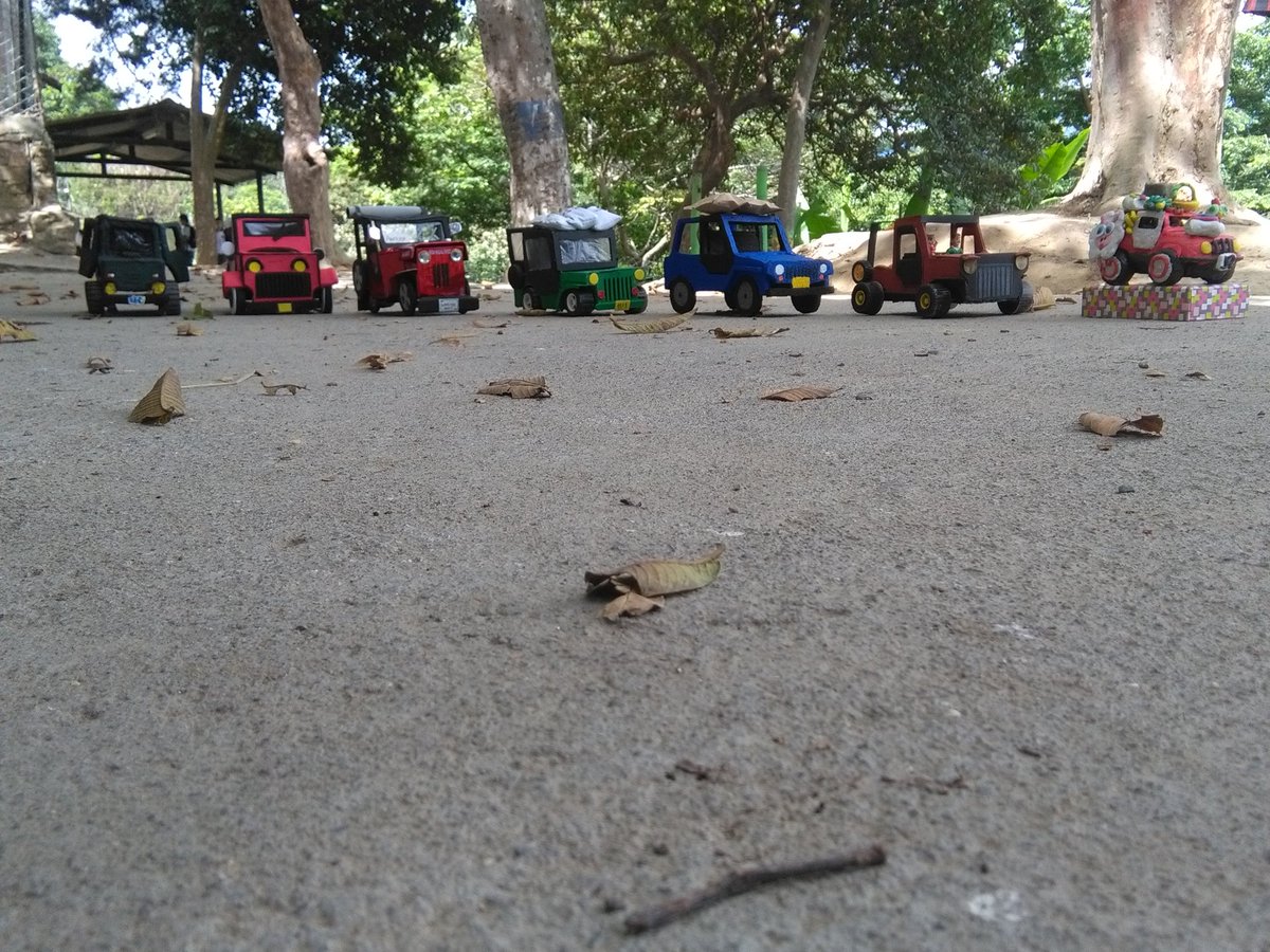 mavebo79's tweet photo. #GMDCAFE Muestra de Willys elaborados por estudiantes de 11-1 y 11-2 https://t.co/8vpdfgq1z2