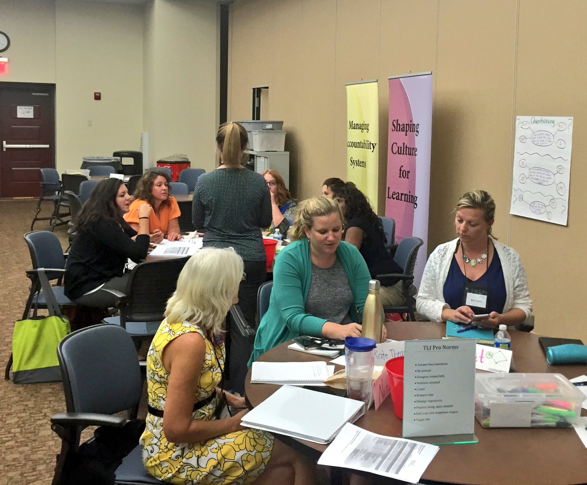 MNPSTalentMgmt's tweet photo. Excited to be talking with #TLIpro tonight about using feedback from the TEAM evaluation to make changes to practice https://t.co/E98HxYkeSc