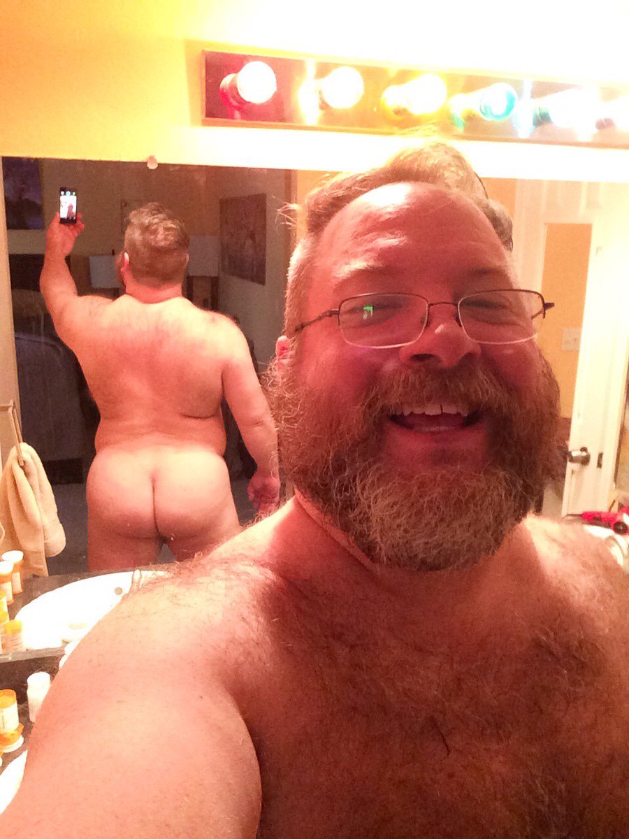 JCBFan69's tweet photo. I Want This Naked #BearDILF to be My Santa Claus this Christmas! I’d Give His Big Beefy Doughy Ass a Good Dicking! https://t.co/6vVrgOocZE