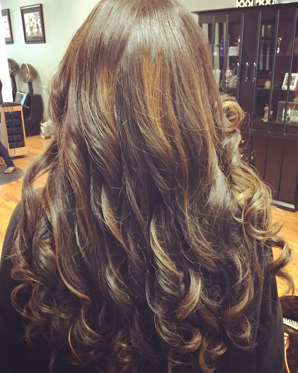 IconBeautyBrand's tweet photo. Be distinctive. . . Be an Icon #iconpremiumhair #iconbeautyandfashion #bundles #premiumhair #peruvianloosewave https://t.co/Xkmduo55tt