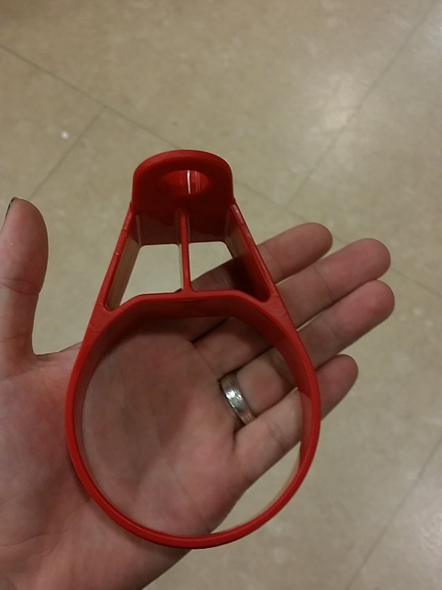 Best day ever.. Rob told me today to close my eyes and hold out my hands. It's a ring in my favorite color 😍💍