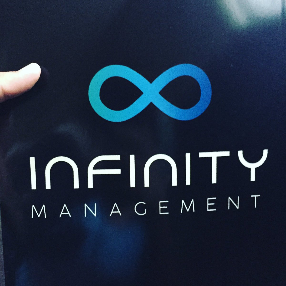leejanzen019's tweet photo. Yay so happy I got the contract can't wait to start #contract #model #infinitymanagement #yay https://t.co/cDsM7ZpPhj