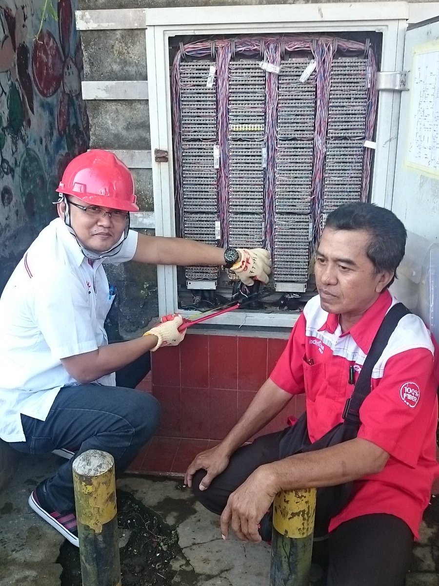 maryanto68's tweet photo. @parwi66 @_funtastic5_ #TelkomFuntastic5 #JRTREG5 17 Agustus 2016,  bukit permai Merdeka dari tembaga https://t.co/FFspLUc5ew