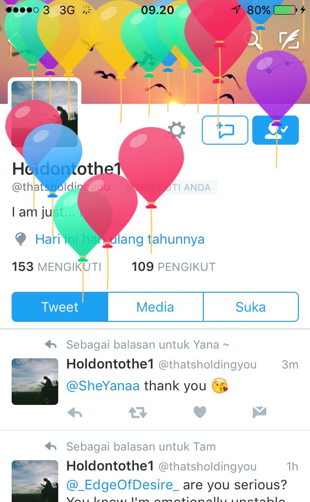 SheYanaa's tweet photo. @thatsholdingyou and there's so many baloon in your page!! 🤗👏🏼🎉🎁 https://t.co/y4dkE9jHEO