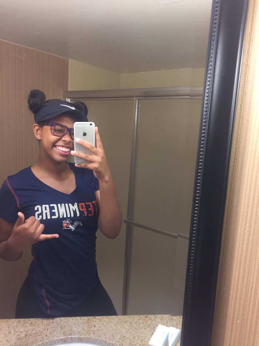 QuoyahJ_'s tweet photo. 5οΈβ£ Days β #UTEP20 https://t.co/tULlyARPTk