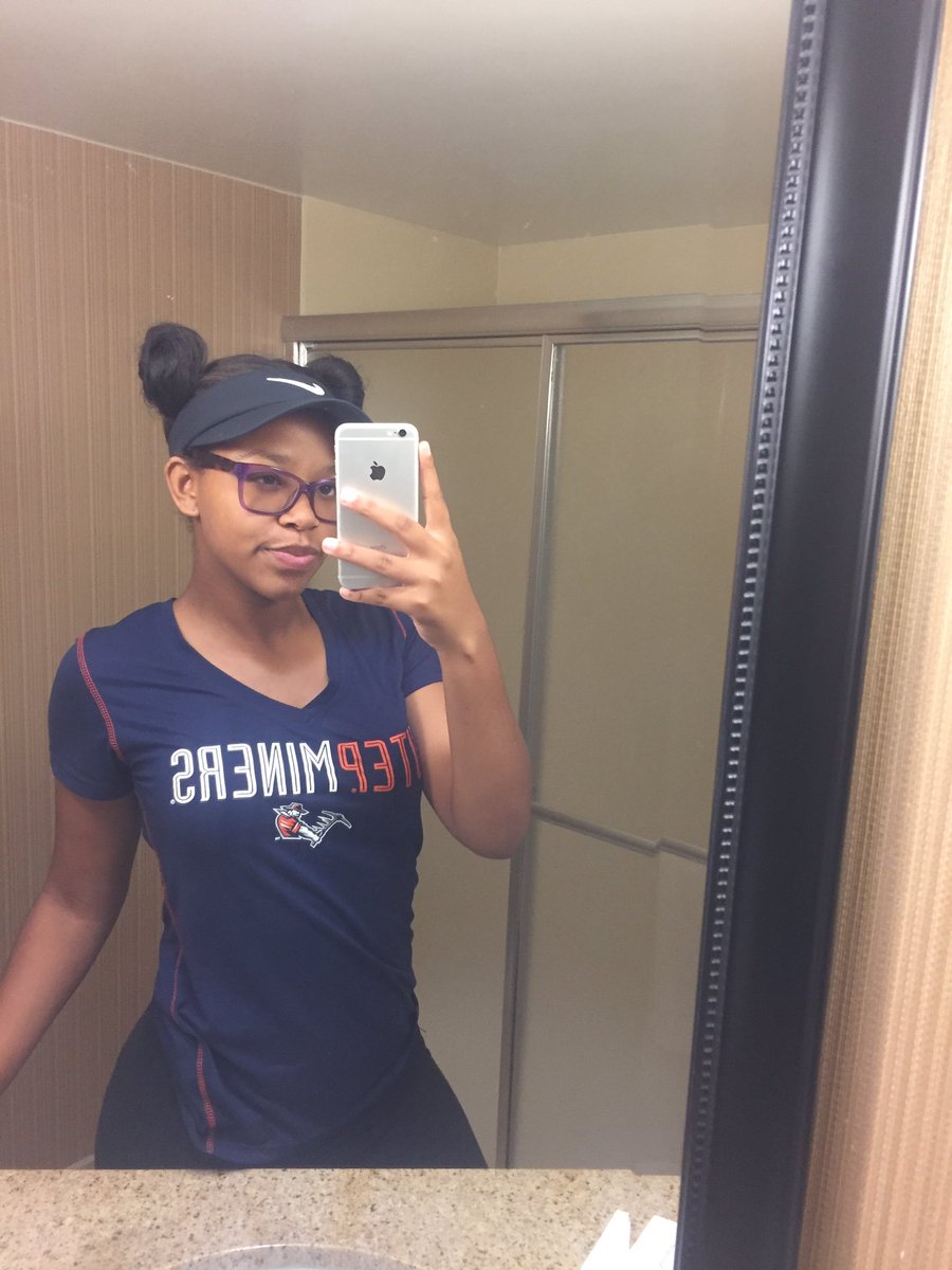 QuoyahJ_'s tweet photo. 5οΈβ£ Days β #UTEP20 https://t.co/tULlyARPTk