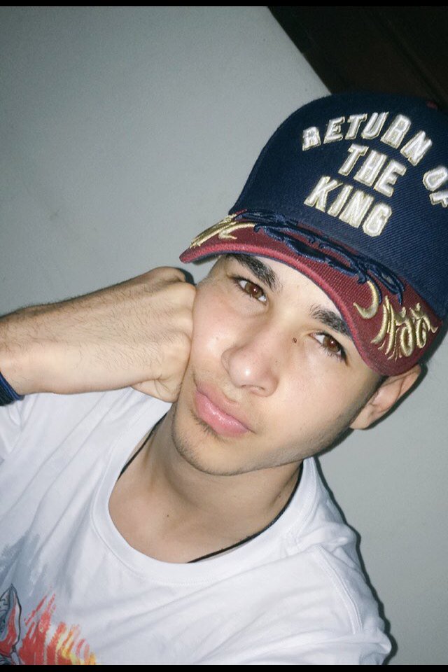 LPSigueReady's tweet photo. @LaPandillaRD Hermosoo😻😻✋ #HablandoConLaPandilla https://t.co/kvucdTNfSI