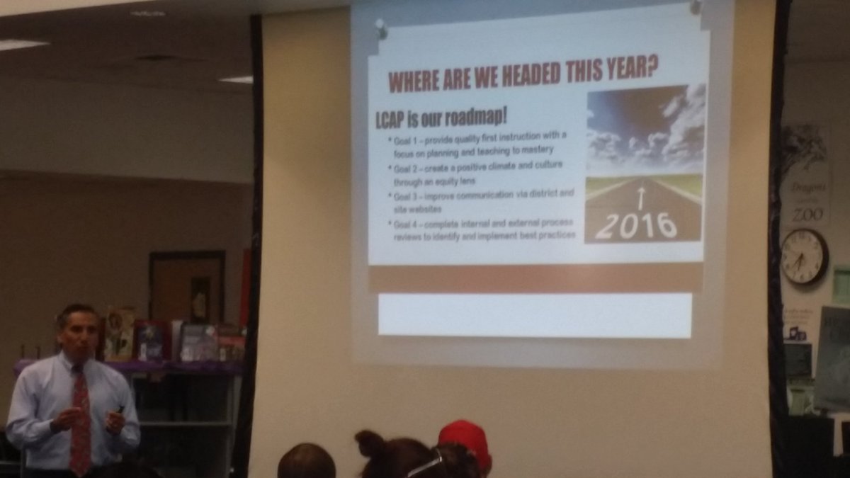 Mikeeymike07's tweet photo. Happening right now, #parent #meeting discussing #lcapgoals #grangerjuniorhigh #suhsd https://t.co/nSXDftBpmc