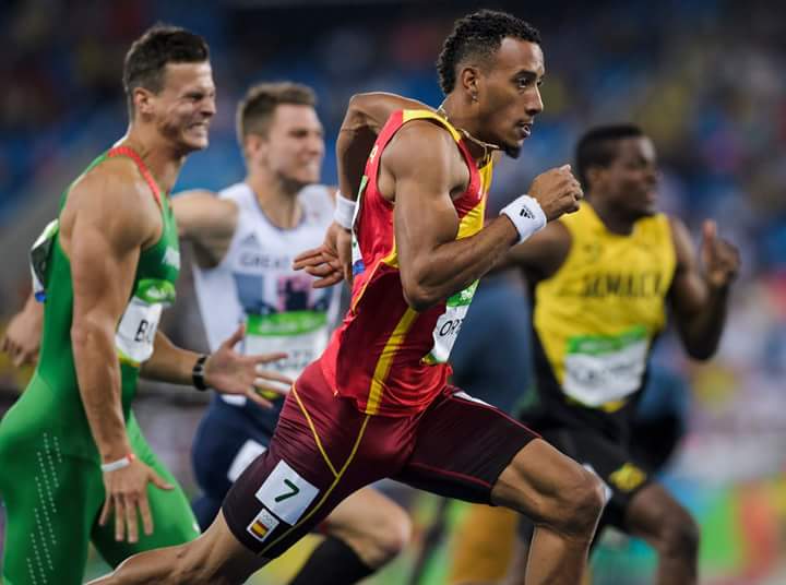 COE_es's tweet photo. #Atletismo ¡MEDALLA DE PLATA! @orlando2991 es SUBCAMPEÓN OLÍMPICO en 110 vallas con 13.17 y nos da la primera #PLATA https://t.co/iyHtzhTKYe