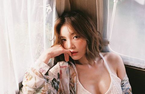 4AM_Official's tweet photo. Name: Lee Hosin 
Age: 20 [03/09/1995]
Position: Dance,Vocal and Visual https://t.co/tqGqhcdeyR