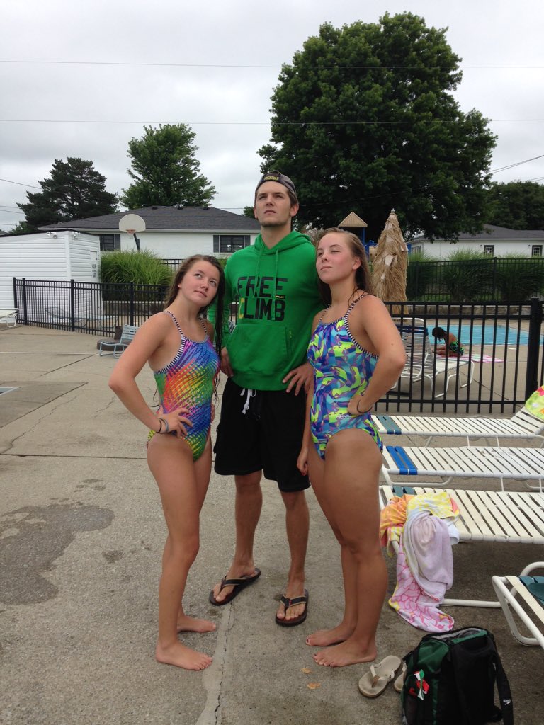 mare_mare44's tweet image. HAPPY BIRTHDAY @kennajobeee 🎉😝🎉 I hope your day is awesome and I miss and love you mucho❤️