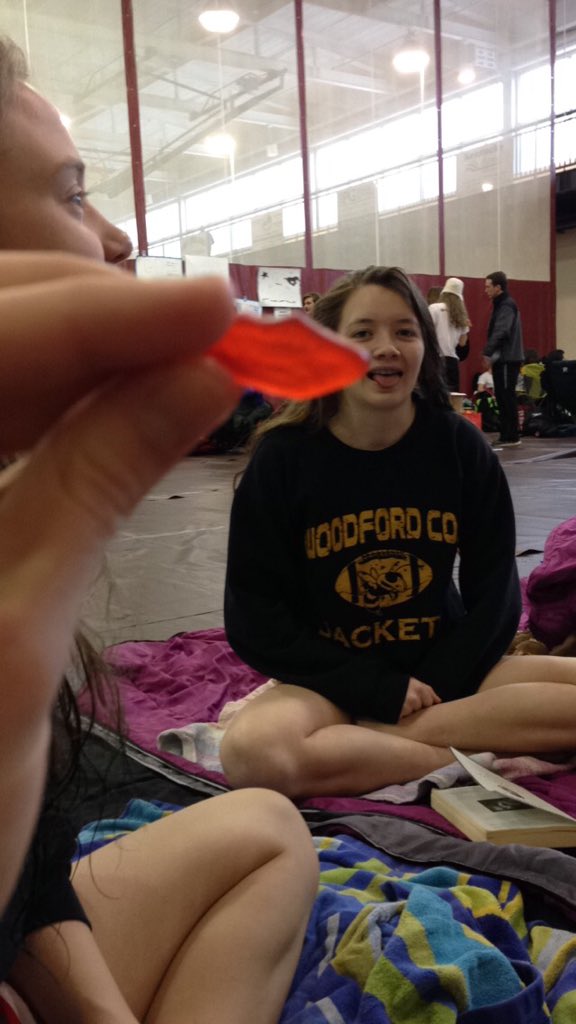 mare_mare44's tweet image. HAPPY BIRTHDAY @kennajobeee 🎉😝🎉 I hope your day is awesome and I miss and love you mucho❤️